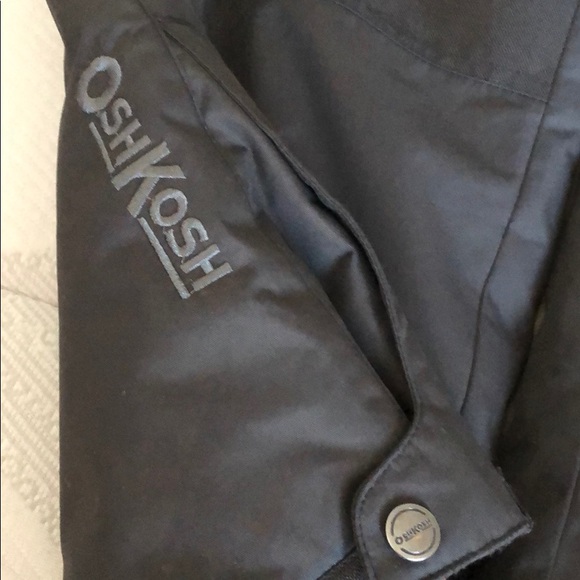 Greys Oshkosh boys - Picture 2 of 2